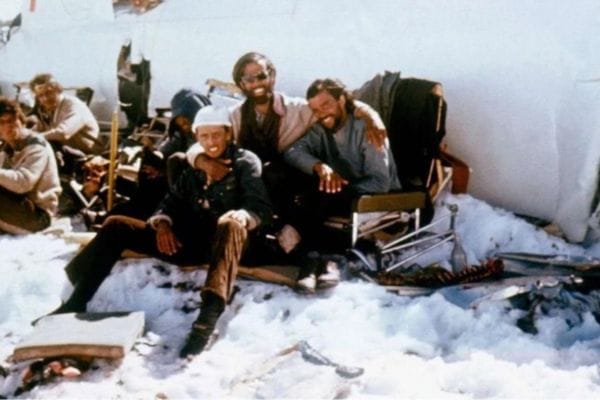 The Badass Story of Nando Parrado and Roberto Canessa and the Miracle in the Andes